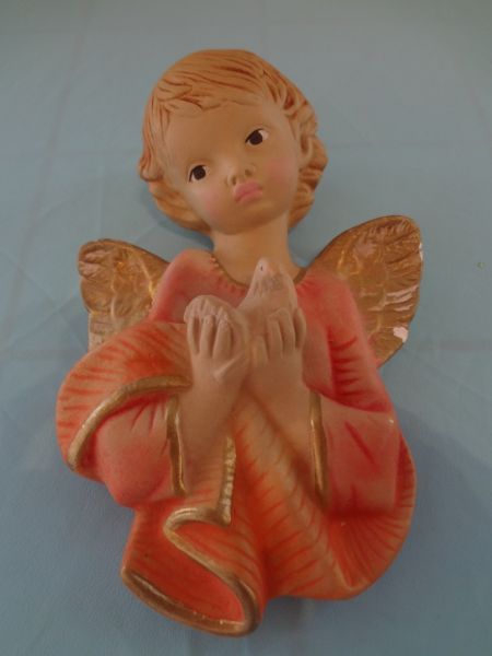 COD-0033	Anjo Pombinha (parede)